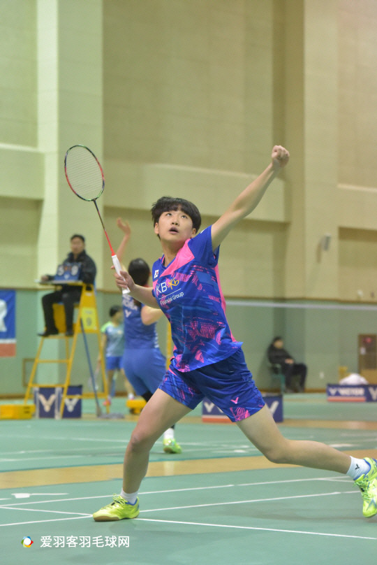 从巅峰到低 从巅峰到低